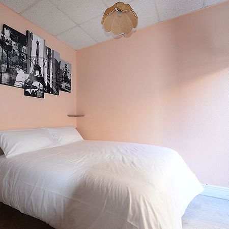 Au Cadran Bleu Hotel Levallois-Perret Buitenkant foto