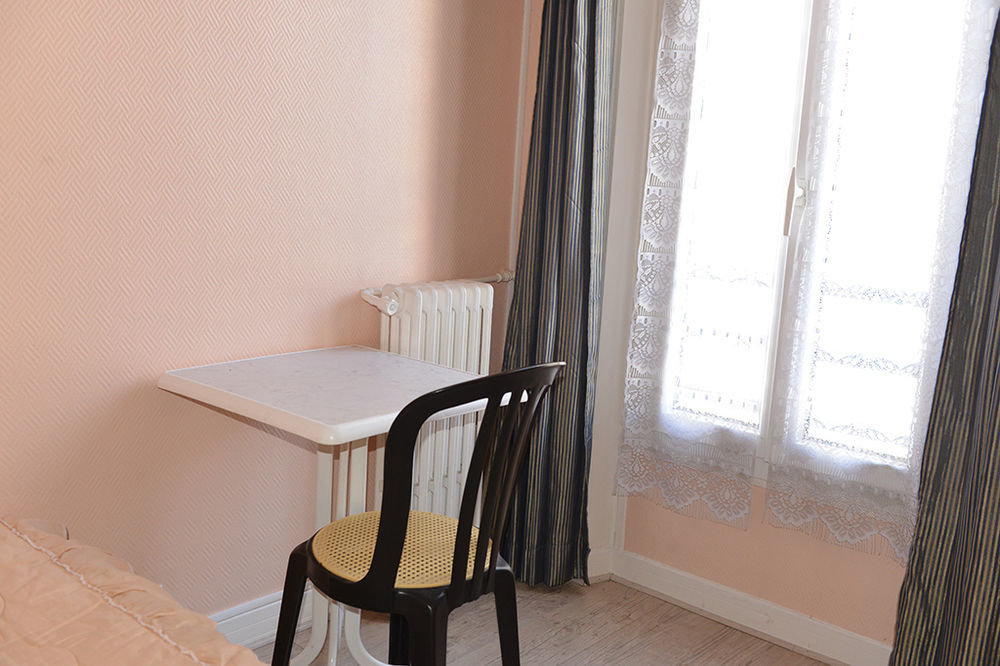 Au Cadran Bleu Hotel Levallois-Perret Buitenkant foto