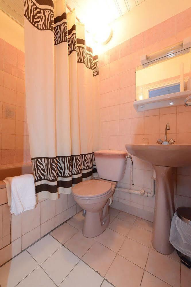 Au Cadran Bleu Hotel Levallois-Perret Buitenkant foto