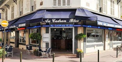 Au Cadran Bleu Hotel Levallois-Perret Buitenkant foto